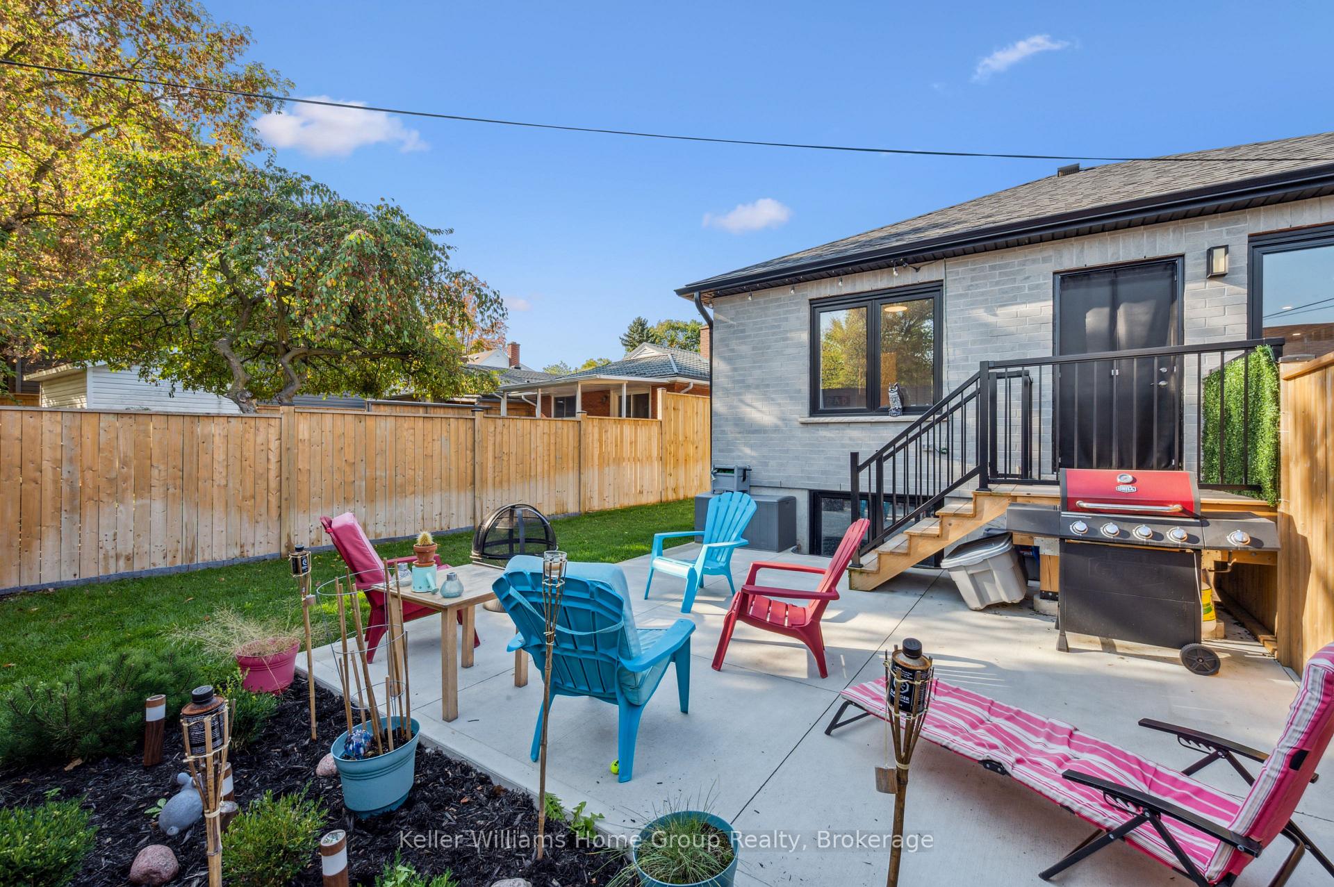 Photo 24 of 76 South Drive, Kitchener — HOMEH
