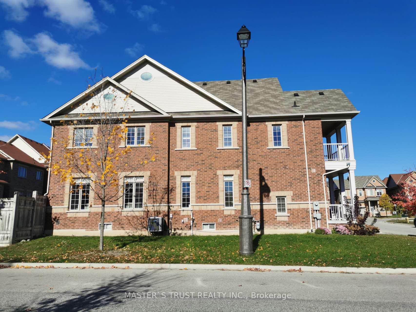 Photo 1 of 16 William Bartlett Drive, Markham, Berczy — HOMEH