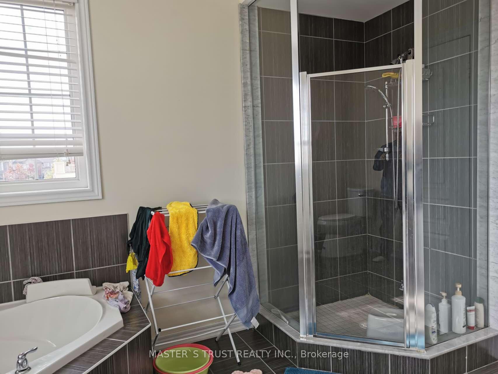 Photo 22 of 16 William Bartlett Drive, Markham, Berczy — HOMEH
