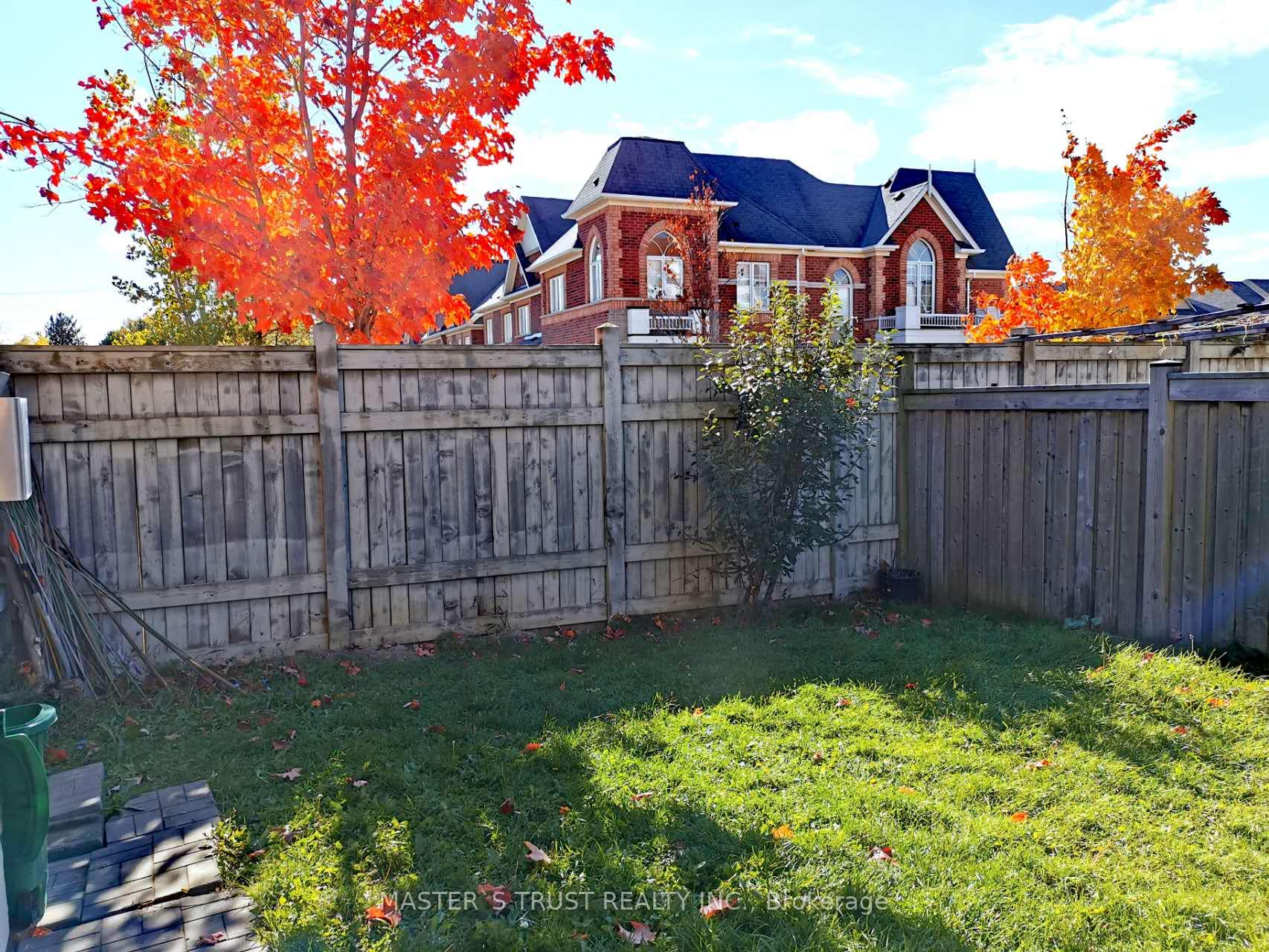 Photo 23 of 16 William Bartlett Drive, Markham, Berczy — HOMEH