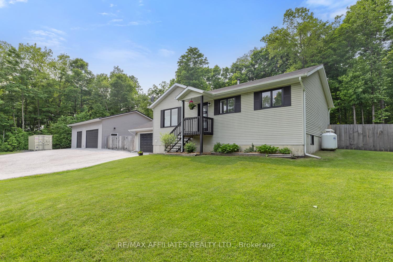 Photo 1 of 234 Boyds Road, Lanark Highlands, Lanark Highlands (Lanark) Twp — HOMEH