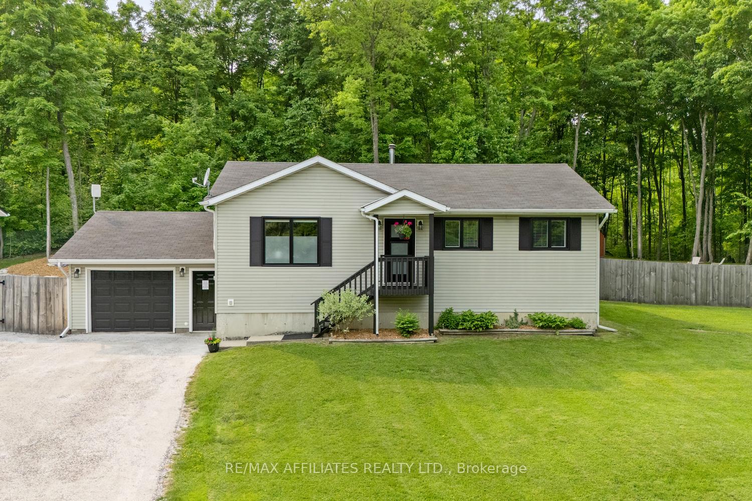 Photo 3 of 234 Boyds Road, Lanark Highlands, Lanark Highlands (Lanark) Twp — HOMEH
