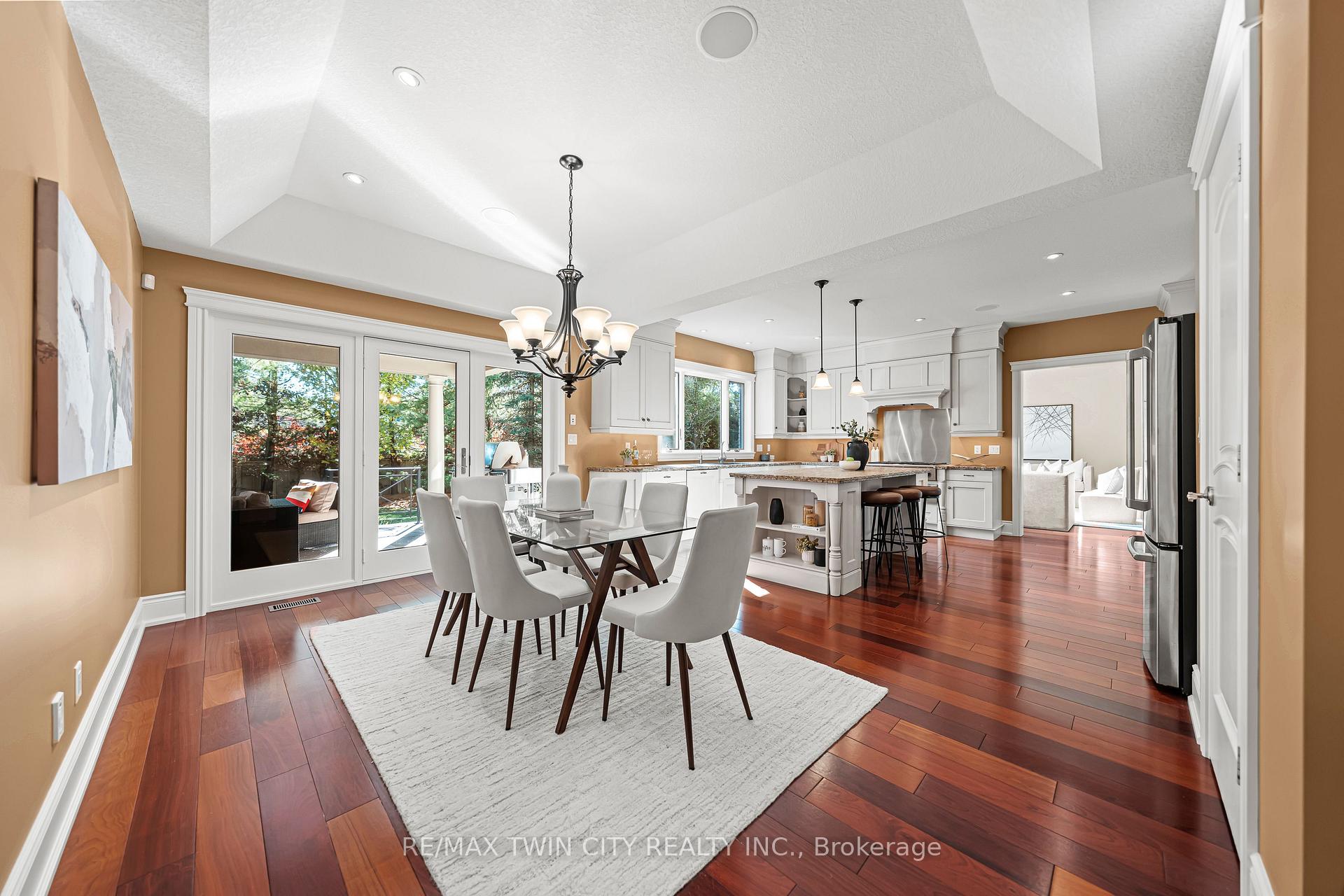 Photo 21 of 541 Falconridge Crescent, Kitchener — HOMEH
