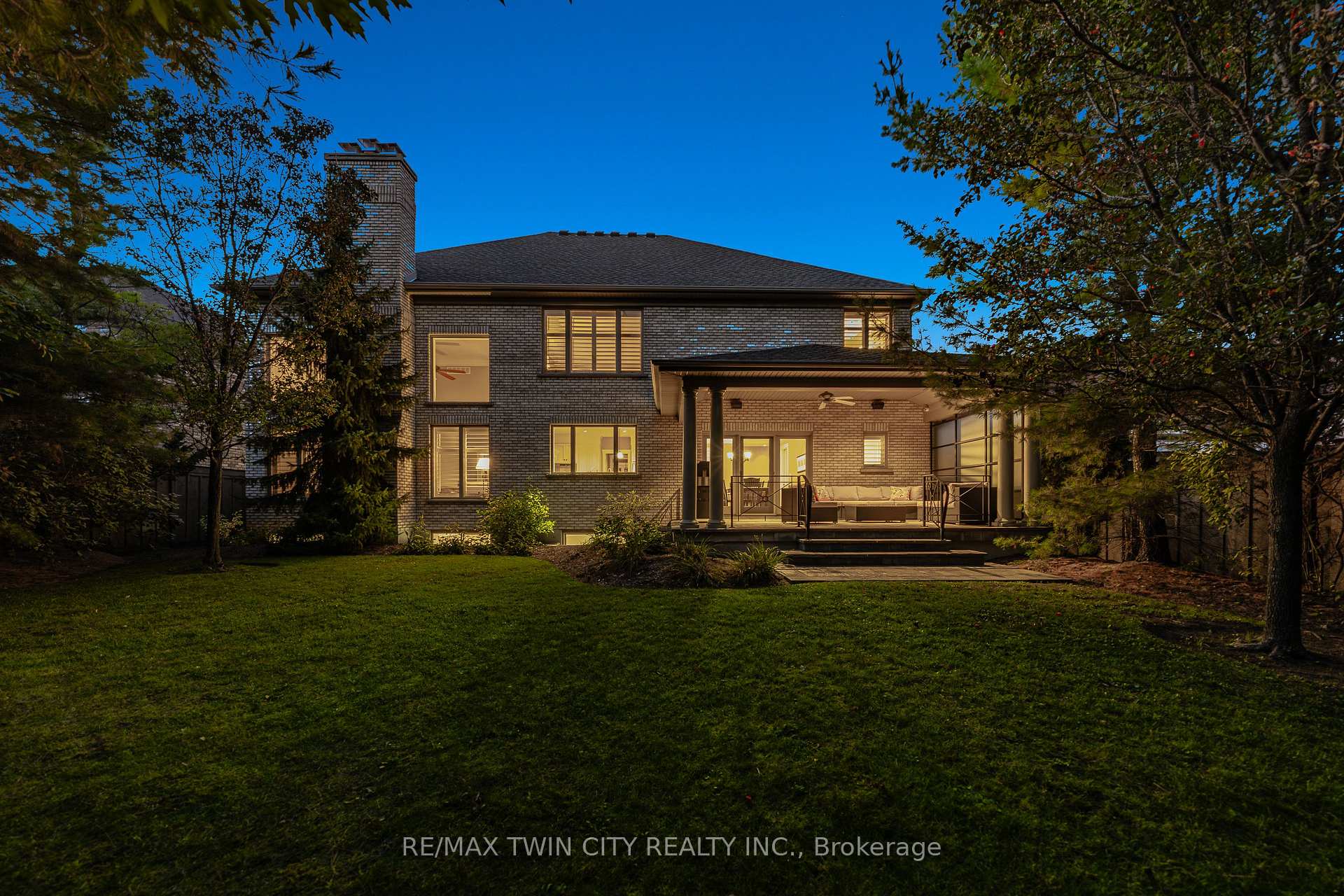 Photo 45 of 541 Falconridge Crescent, Kitchener — HOMEH