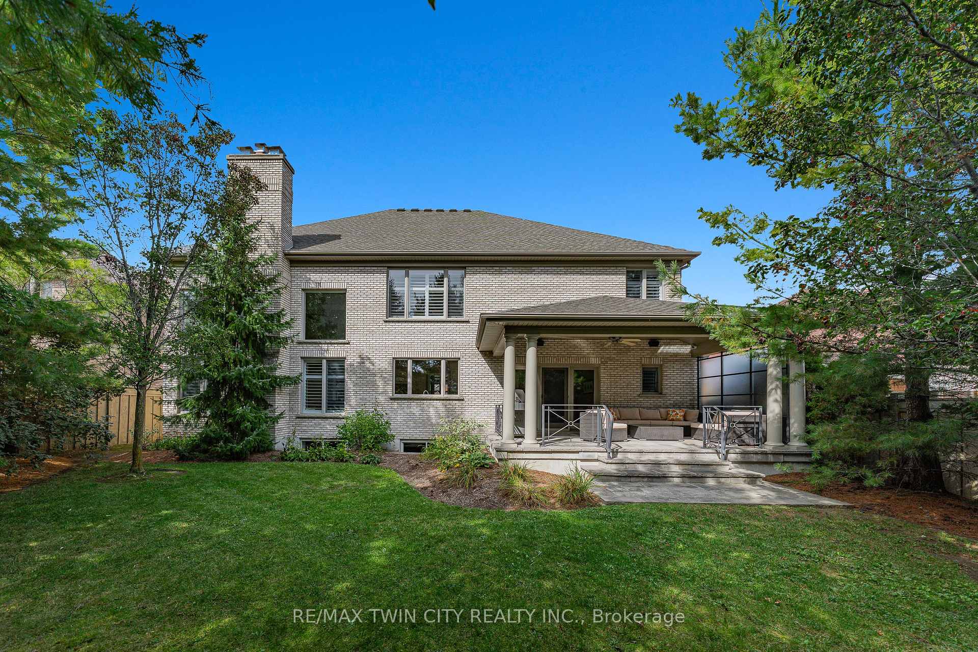 Photo 46 of 541 Falconridge Crescent, Kitchener — HOMEH