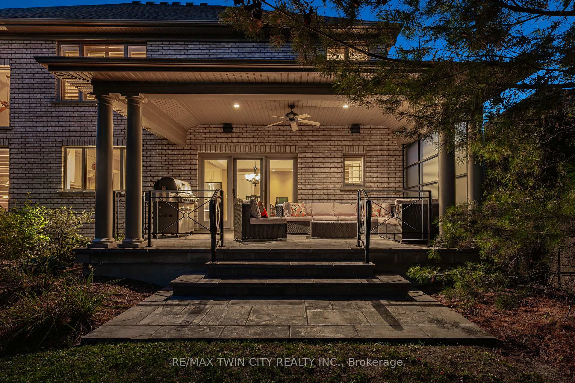 Photo 47 of 541 Falconridge Crescent, Kitchener — HOMEH