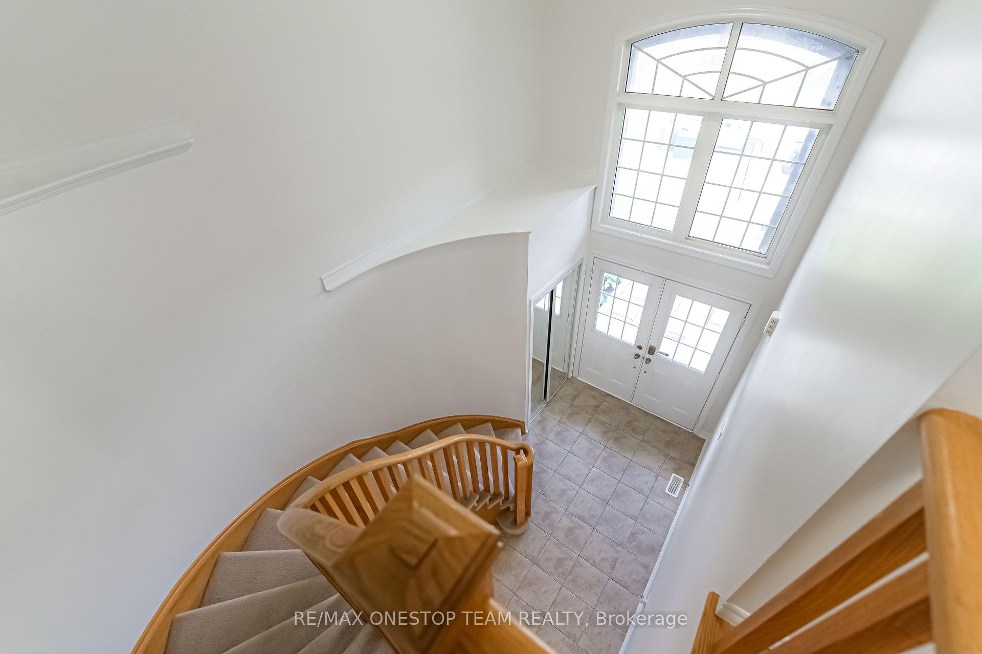 Photo 5 of 1307 Hunter Street, Innisfil, Alcona — HOMEH