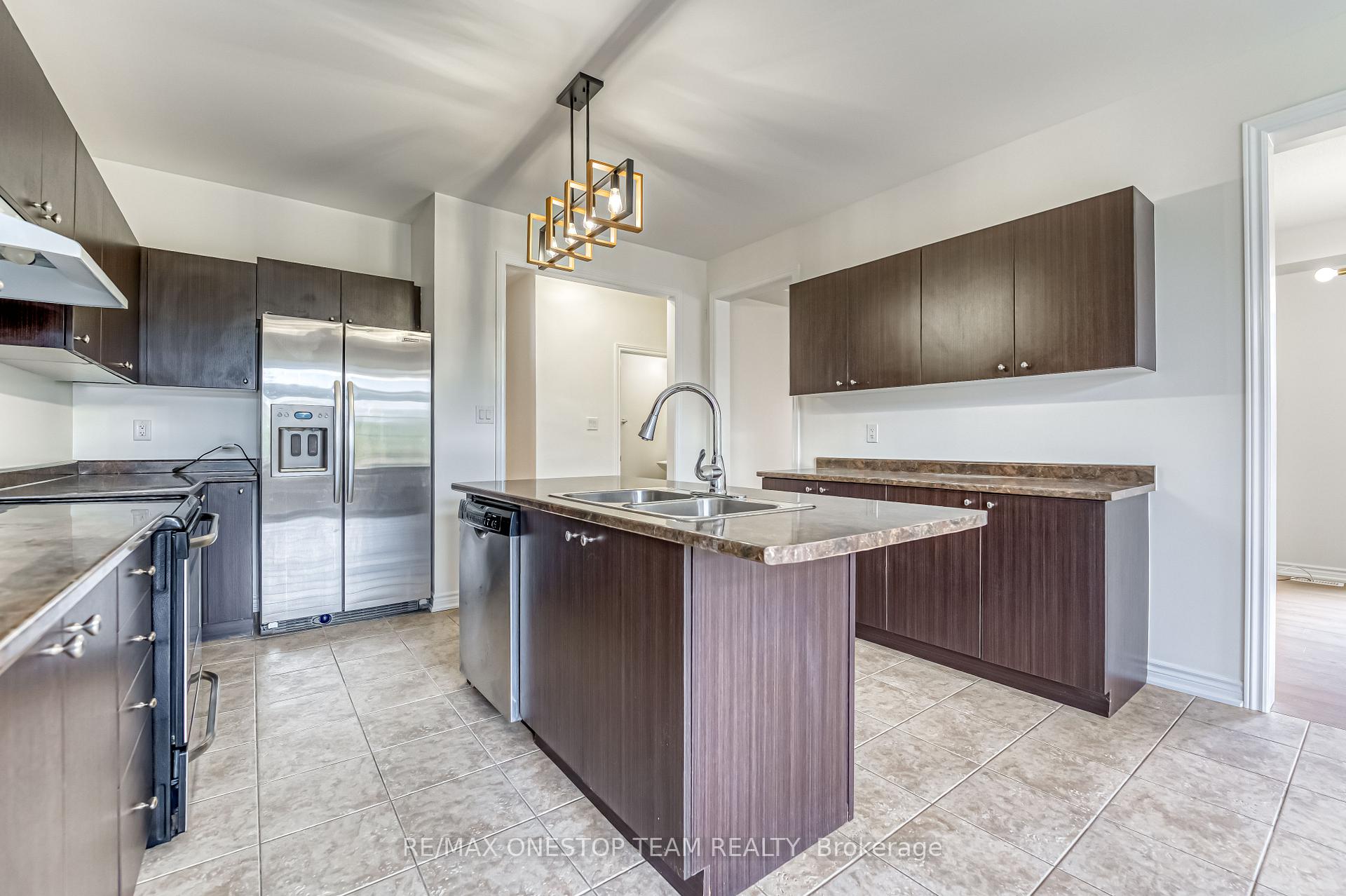 Photo 15 of 1307 Hunter Street, Innisfil, Alcona — HOMEH
