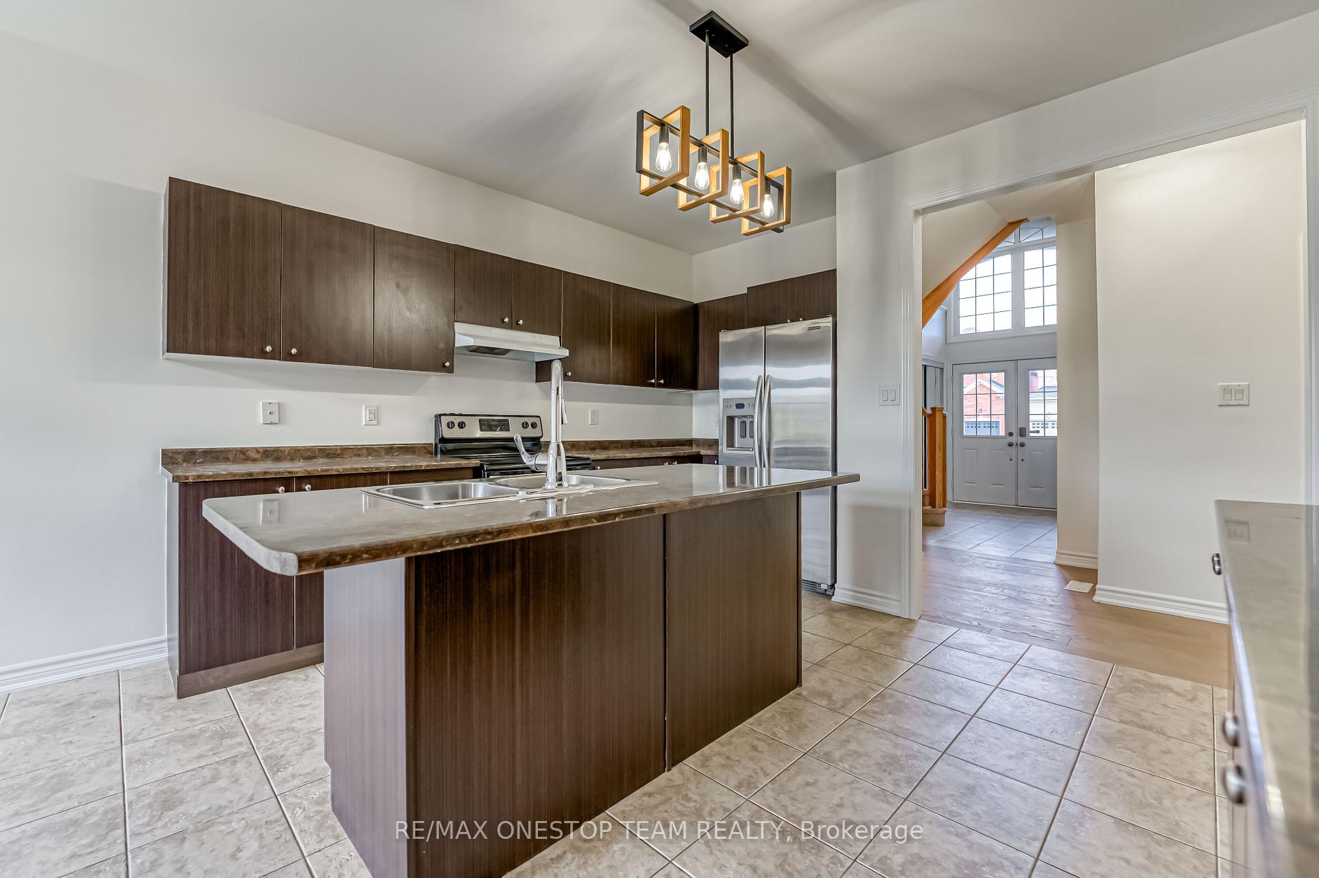 Photo 17 of 1307 Hunter Street, Innisfil, Alcona — HOMEH