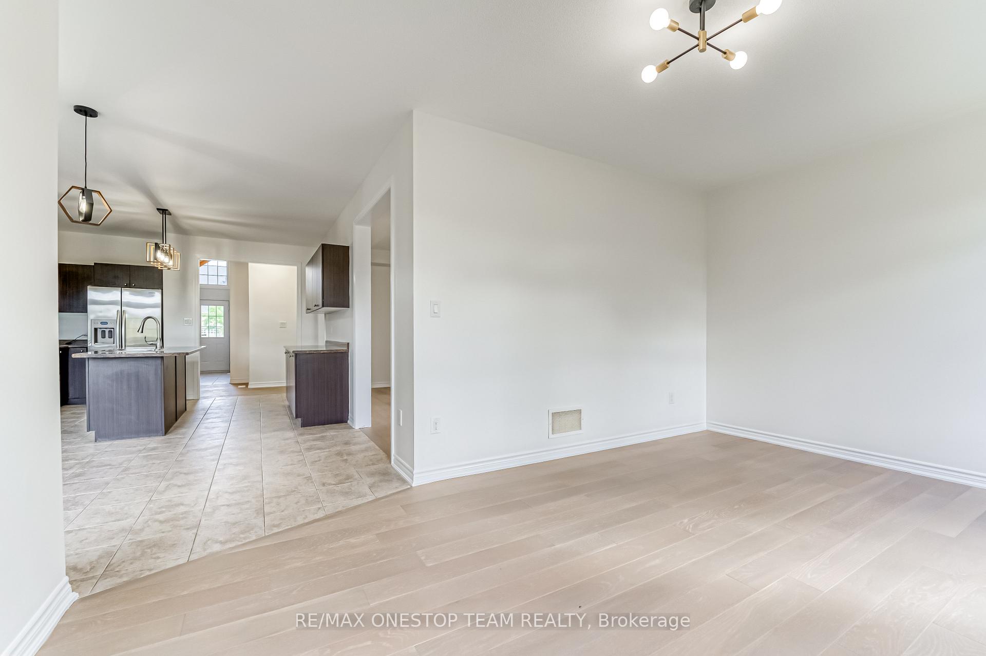 Photo 19 of 1307 Hunter Street, Innisfil, Alcona — HOMEH