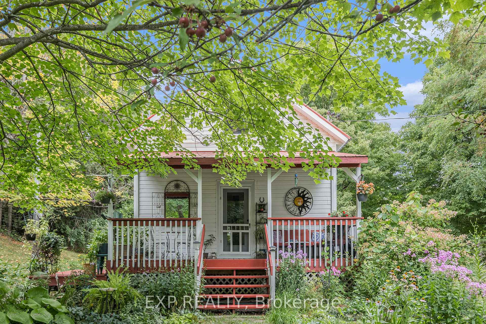 Photo 2 of 2357 Rosetta Road, Lanark Highlands, Lanark Highlands (Lanark) Twp — HOMEH