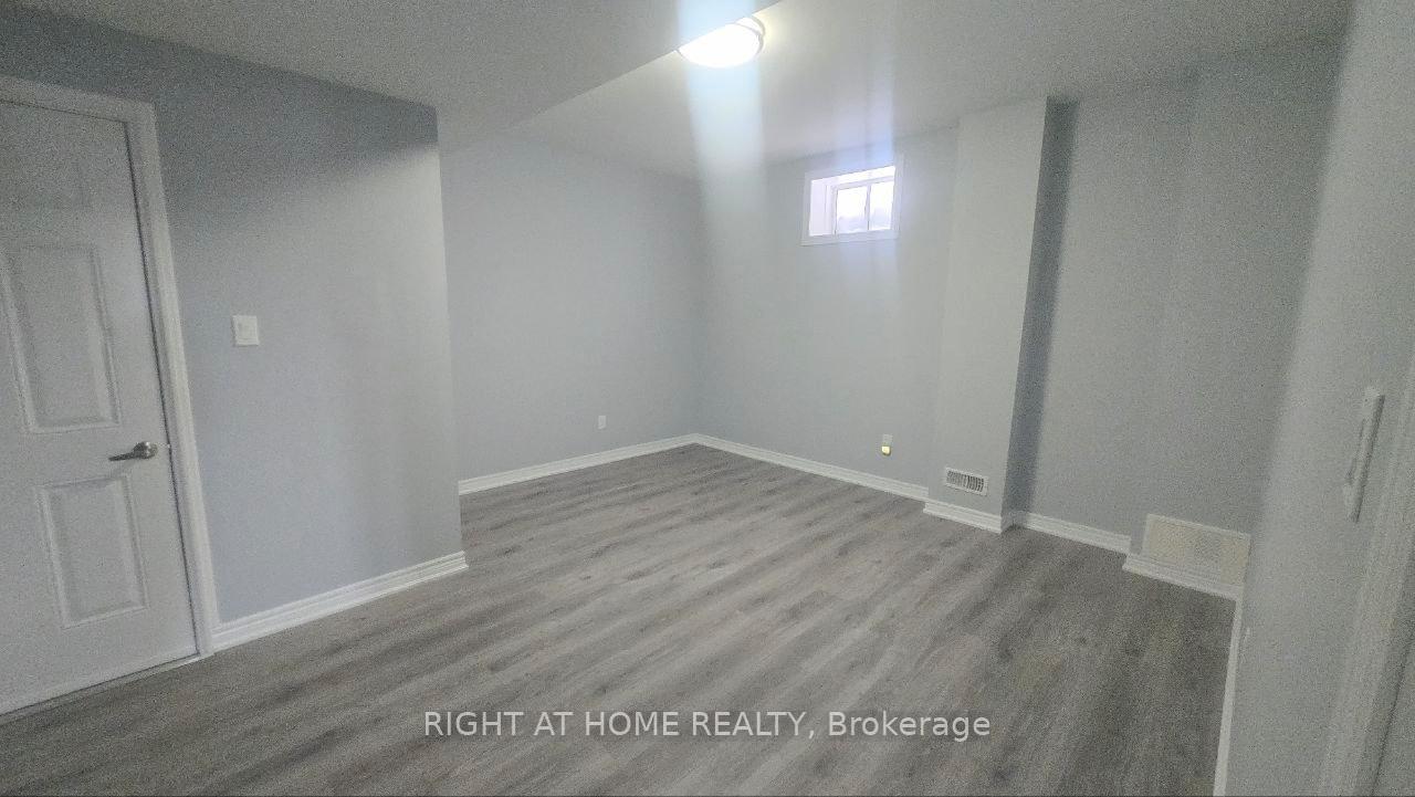 Photo 18 of Unit Basement, 1355 Bardeau Street, Innisfil, Lefroy — HOMEH