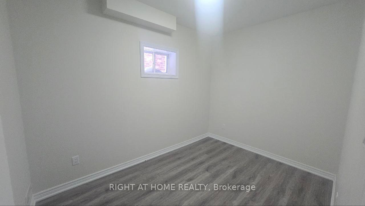 Photo 20 of Unit Basement, 1355 Bardeau Street, Innisfil, Lefroy — HOMEH