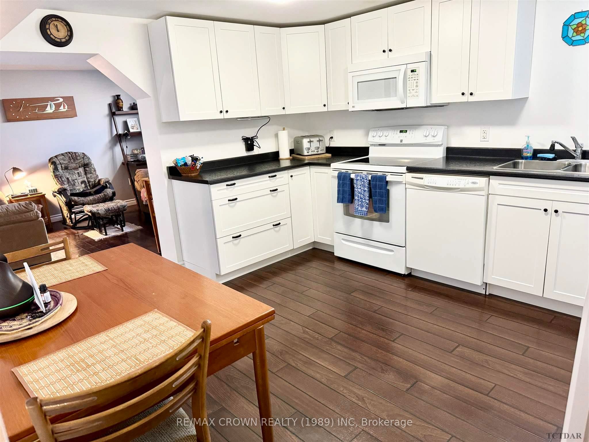 Photo 24 of 19 Albany Street, Kapuskasing — HOMEH