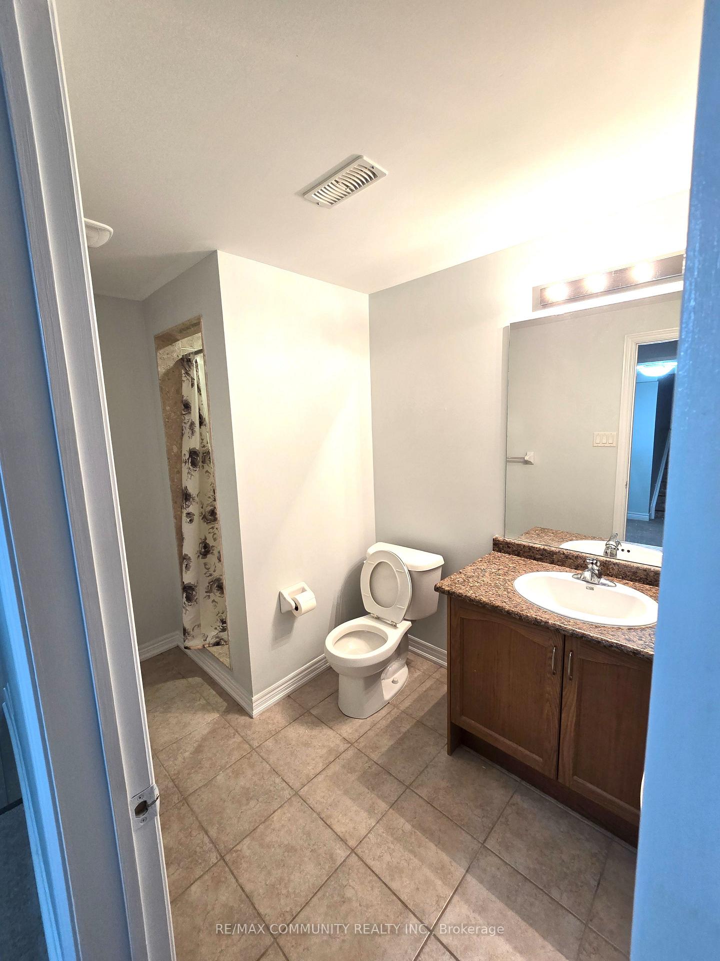 Photo 9 of Unit Basemnt, 1339 Dallman Street, Innisfil, Lefroy — HOMEH