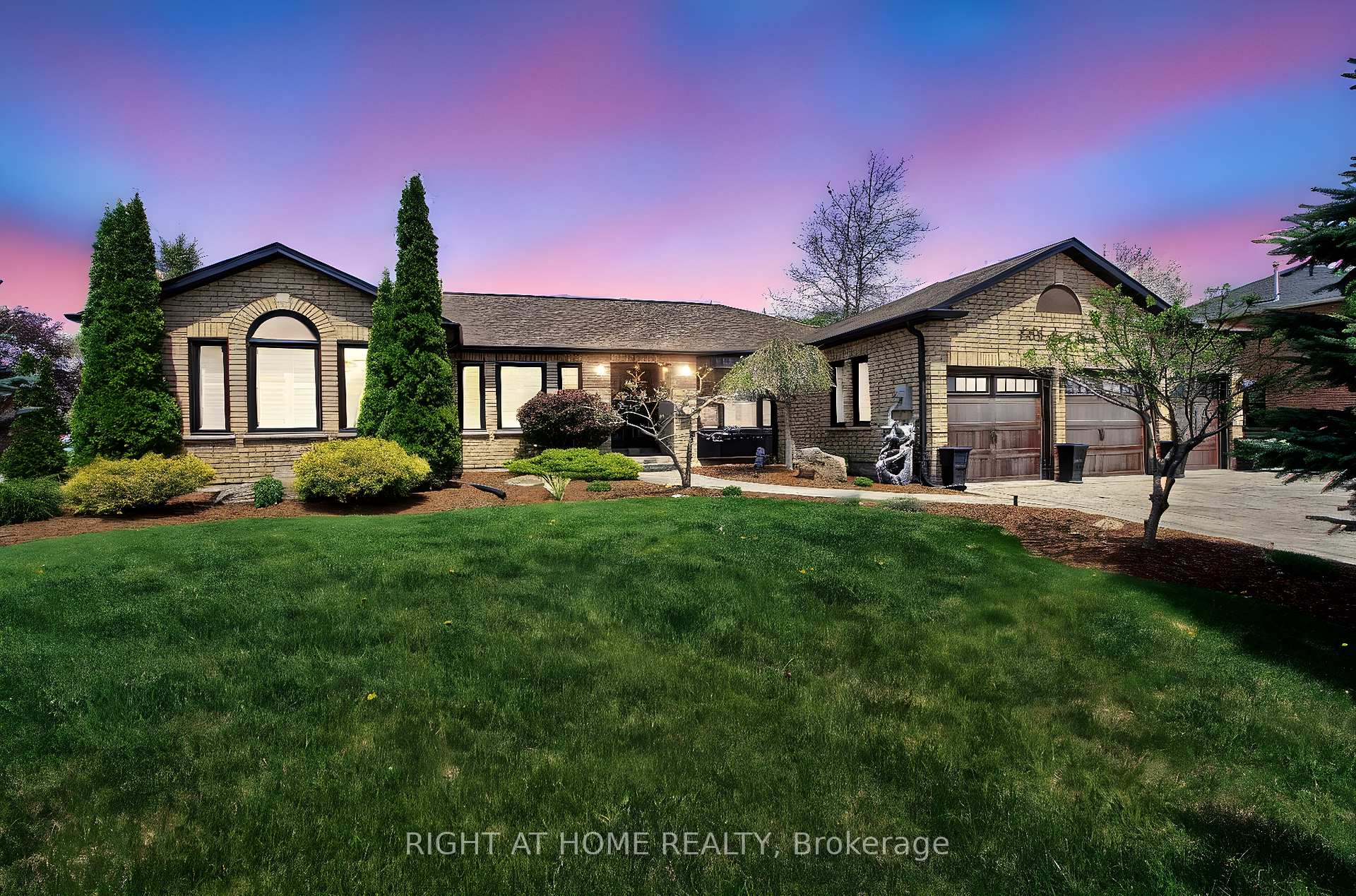 Photo 1 of 2706 Shering Crescent, Innisfil, Stroud — HOMEH