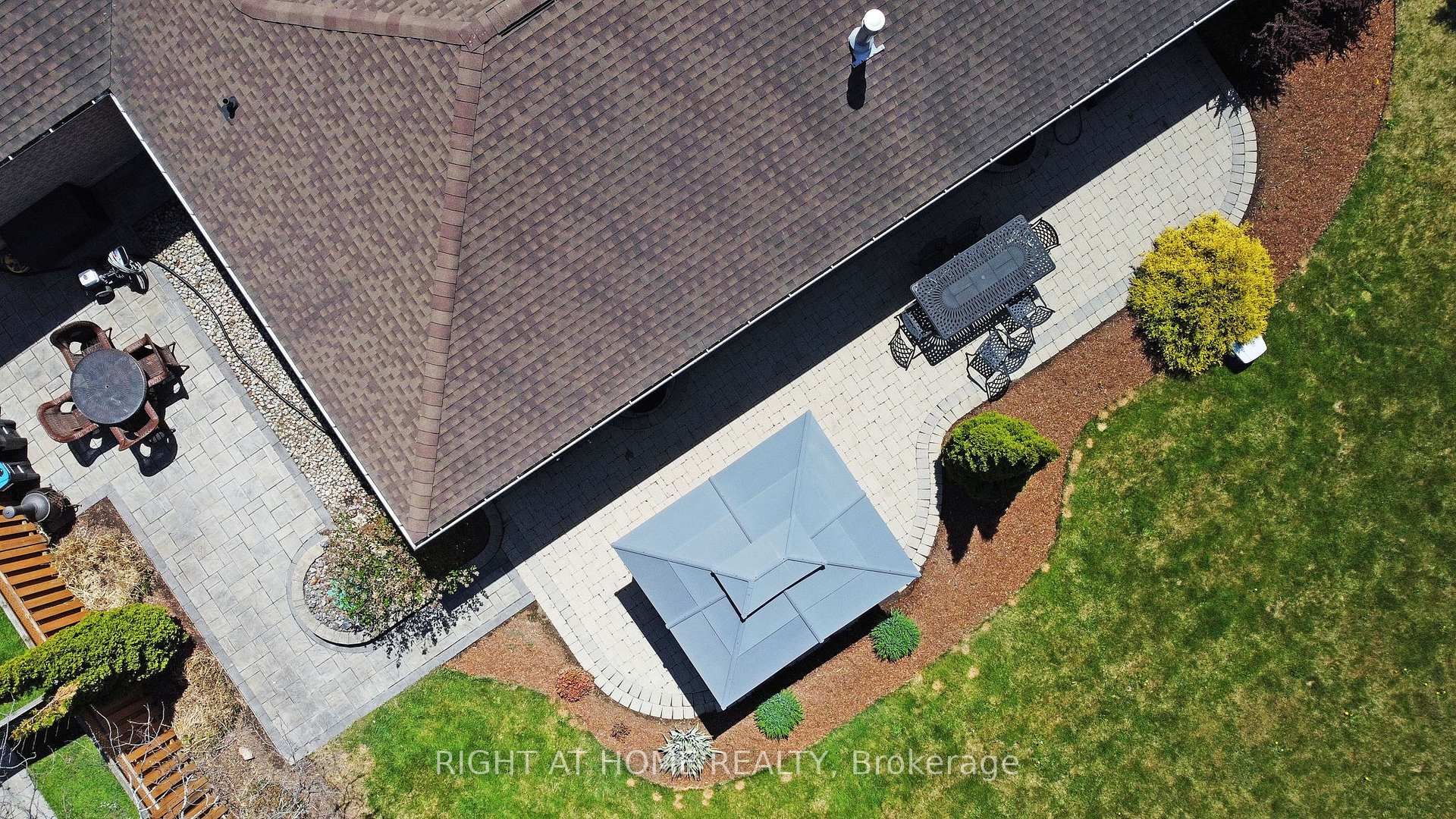 Photo 42 of 2706 Shering Crescent, Innisfil, Stroud — HOMEH