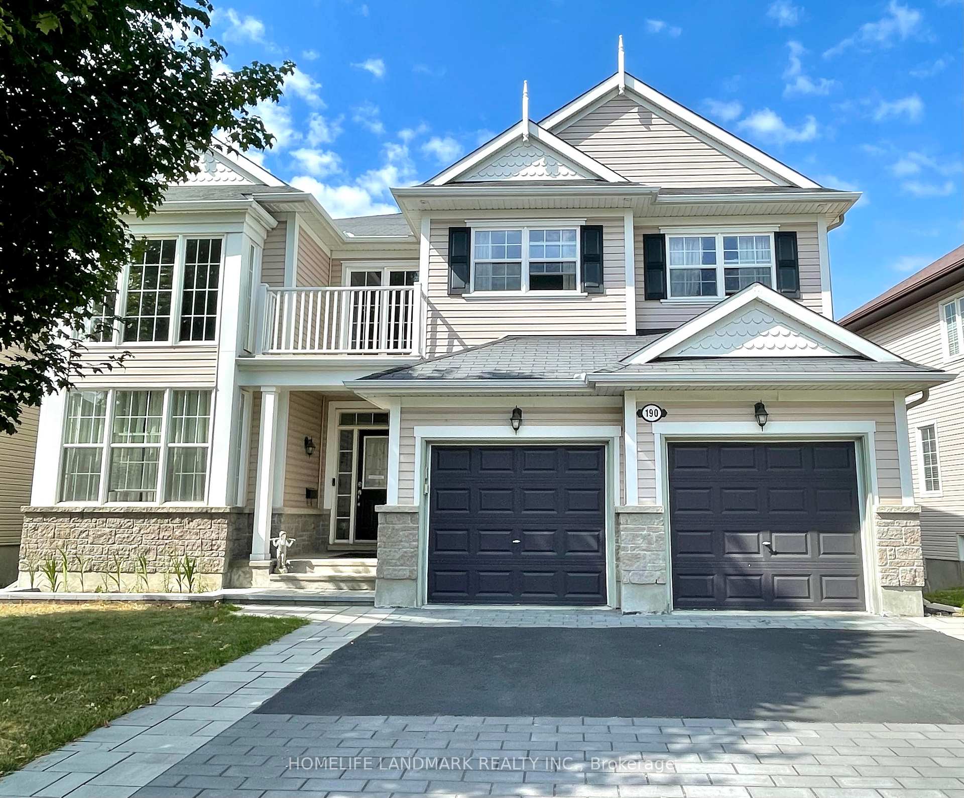 Front of 190 Ingersoll Crescent