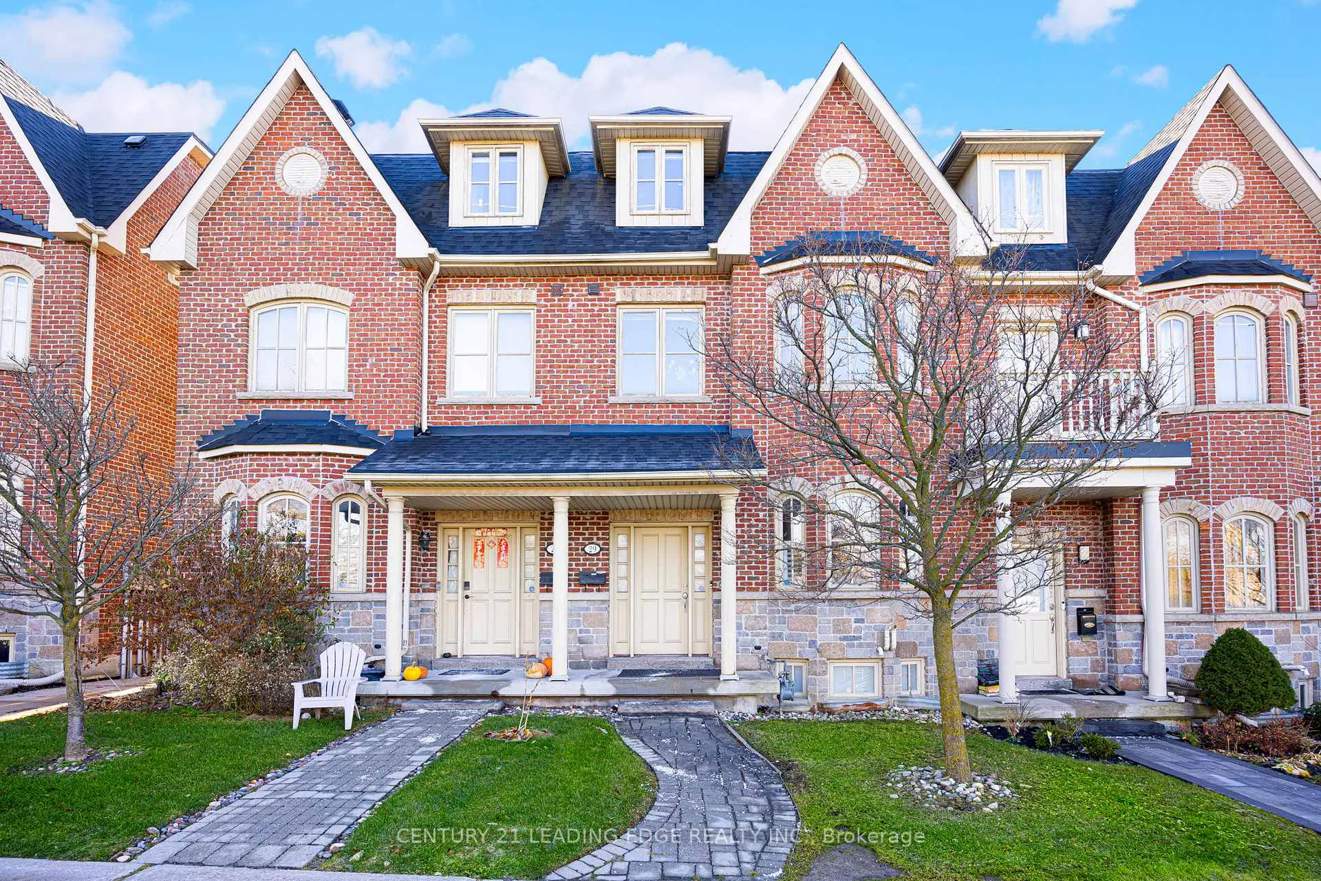 Photo 1 of 29 Bullock Drive, Markham, Old Markham Village — HOMEH