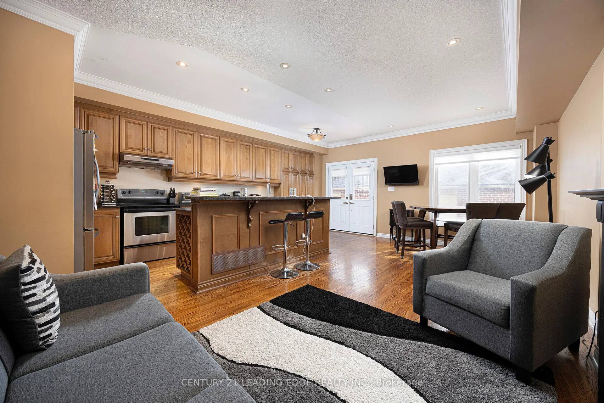 Photo 7 of 29 Bullock Drive, Markham, Old Markham Village — HOMEH