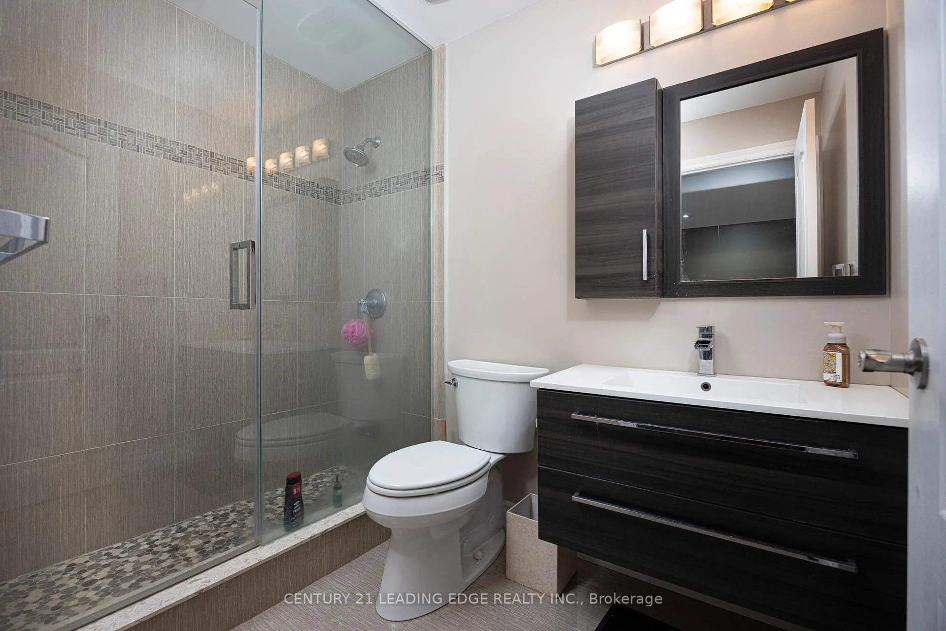 Photo 29 of 29 Bullock Drive, Markham, Old Markham Village — HOMEH