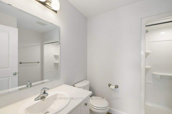 Photo 32 of 129 Superior Drive, Loyalist, Amherstview — HOMEH