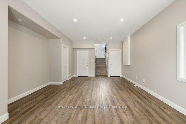 Photo 35 of 129 Superior Drive, Loyalist, Amherstview — HOMEH