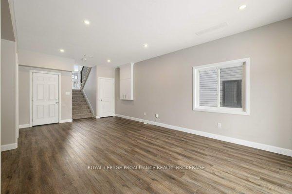 Photo 36 of 129 Superior Drive, Loyalist, Amherstview — HOMEH