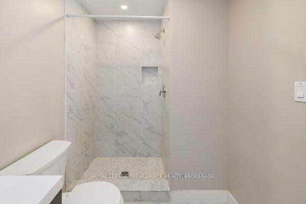 Photo 38 of 129 Superior Drive, Loyalist, Amherstview — HOMEH