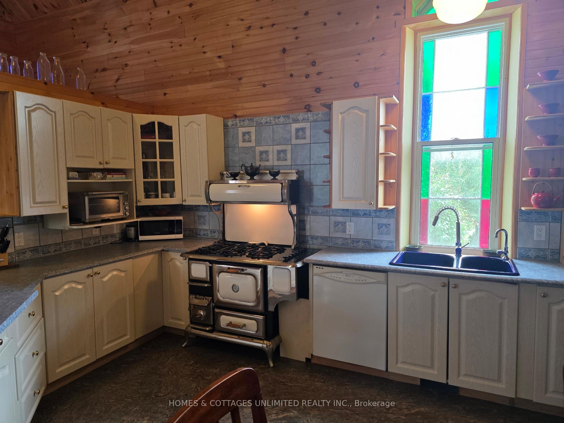 Photo 7 of 1131 3rd Conc Dalhousie Road, Lanark Highlands, Lanark Highlands (Dalhousie) Twp — HOMEH