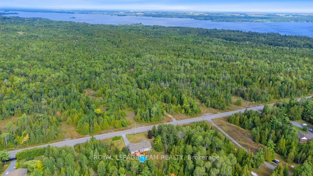 Photo 3 of 299 Golf Club Road, McNab/Braeside, Mcnab/Braeside Twps — HOMEH