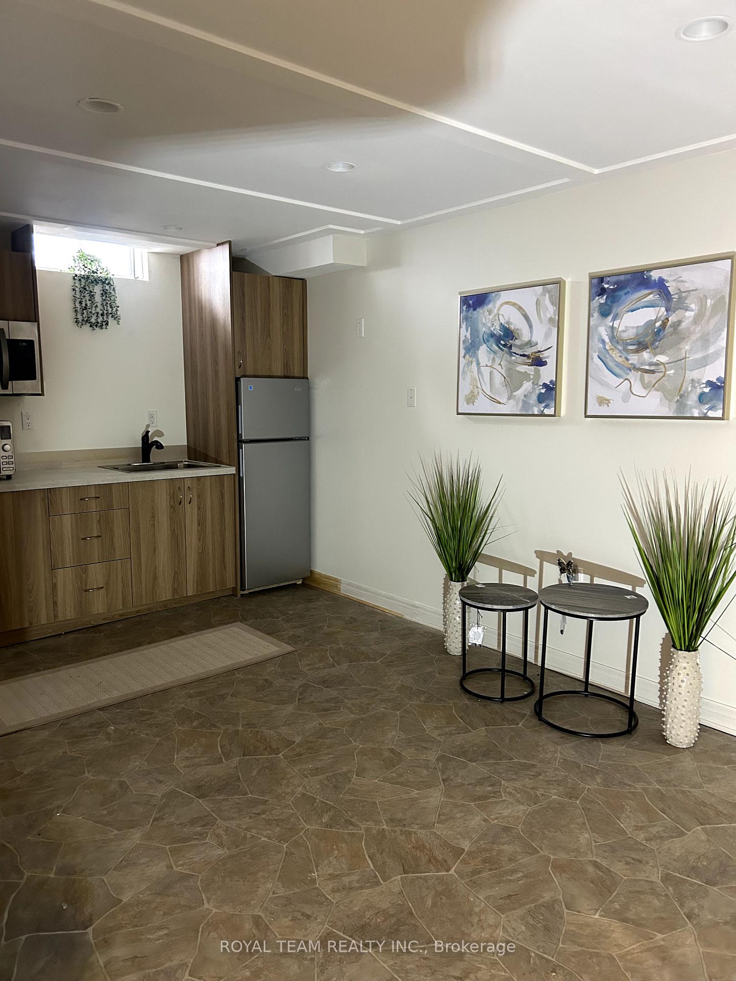 Photo 4 of Unit Basement, 1033 Maclean Street, Innisfil, Alcona — HOMEH