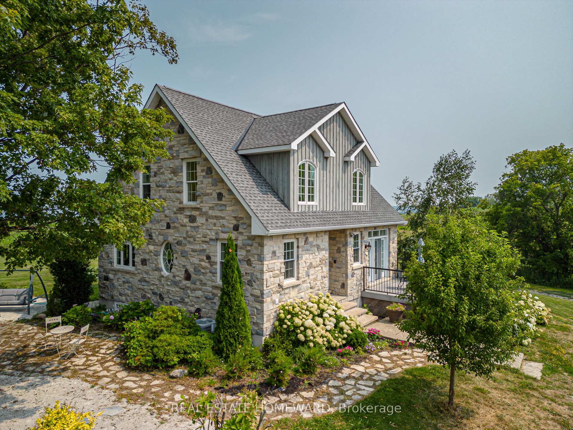 Front of 137295 Grey Road 12