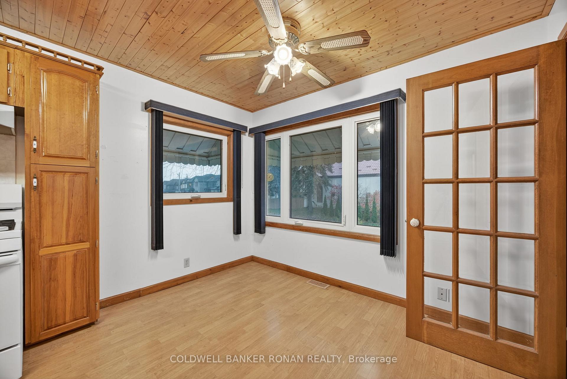 Photo 12 of 3 Cook Avenue, Innisfil, Cookstown — HOMEH