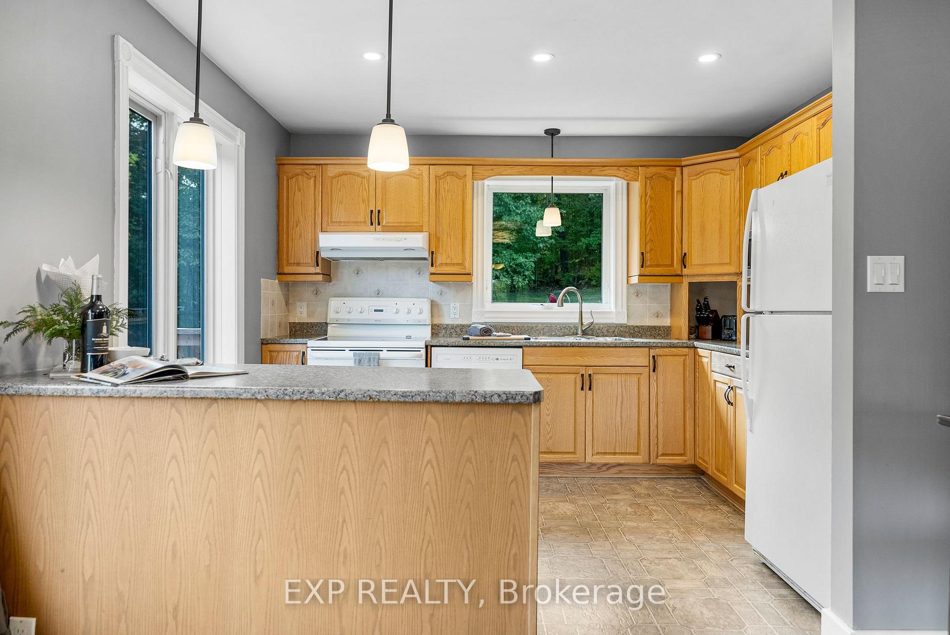 Photo 15 of 12 Riopelle Road, McNab/Braeside, Mcnab/Braeside Twps — HOMEH