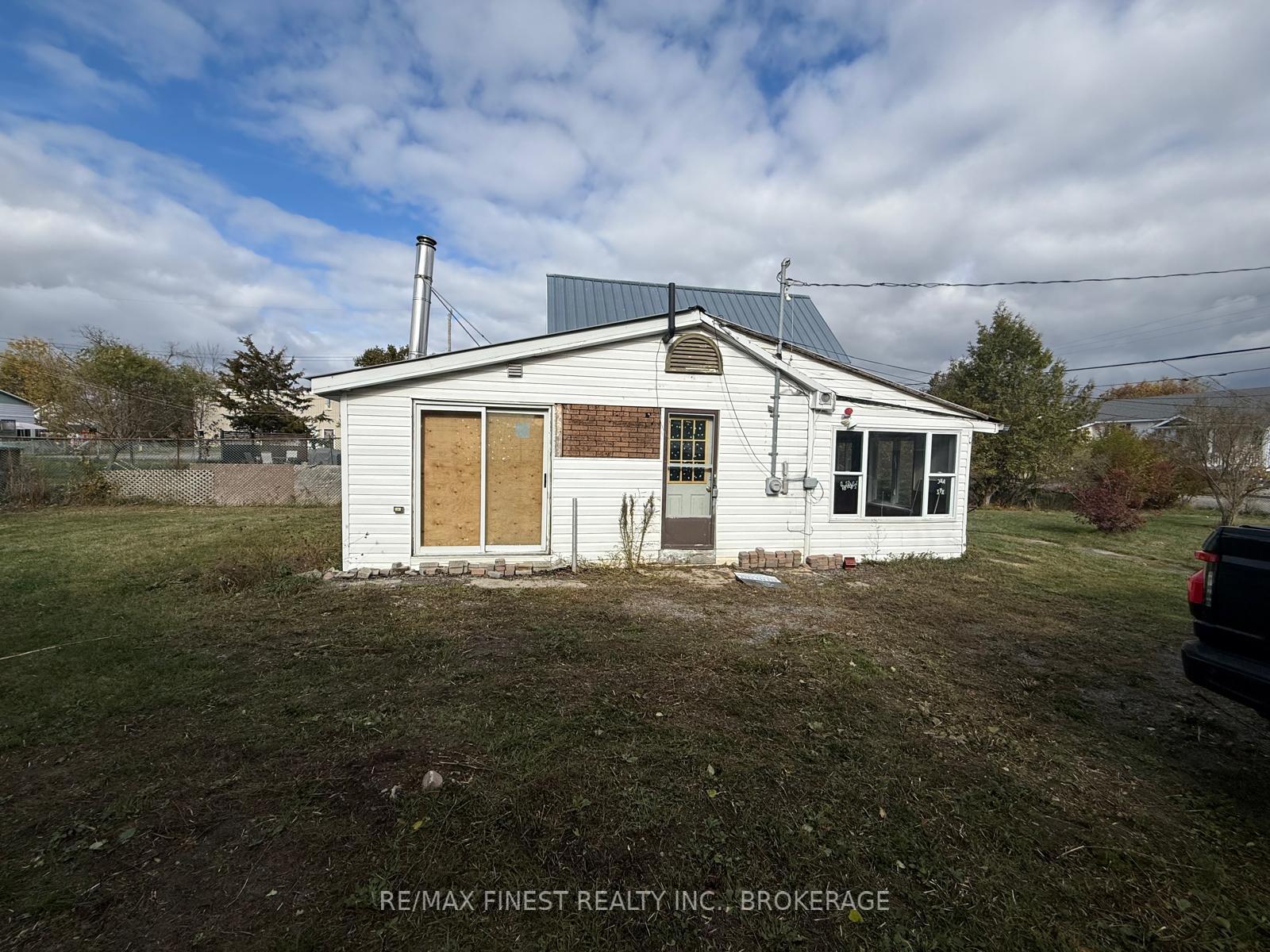 Photo 7 of 71 Factory Street, Loyalist, Odessa — HOMEH