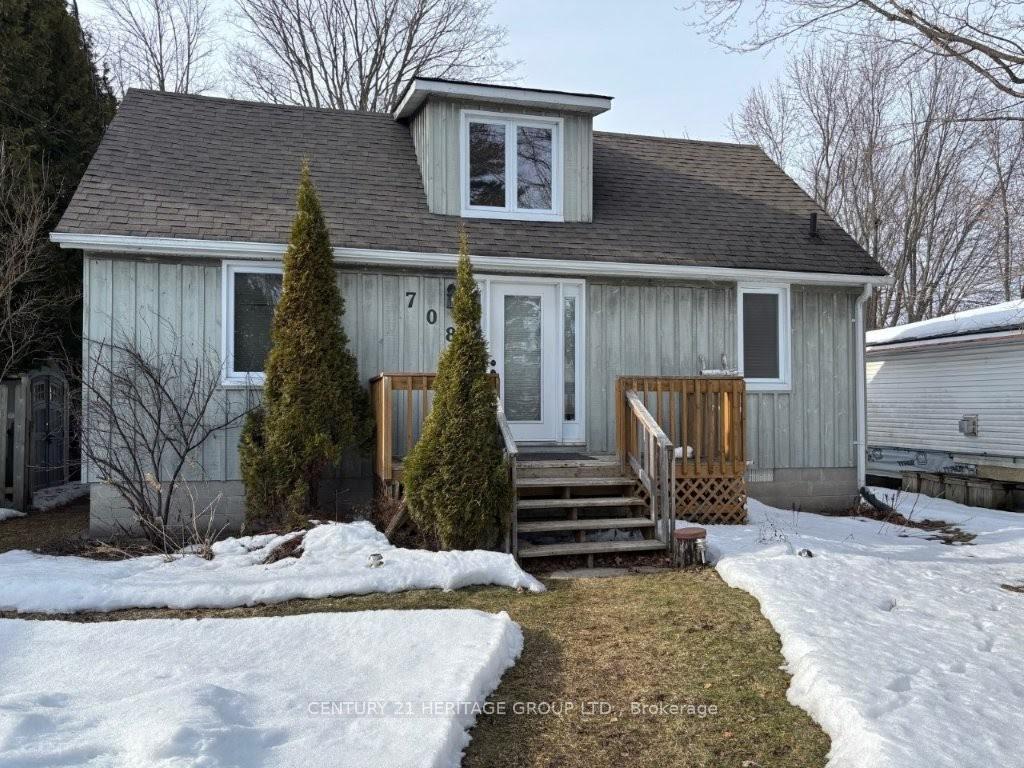 Front of 708 Lakelands Avenue