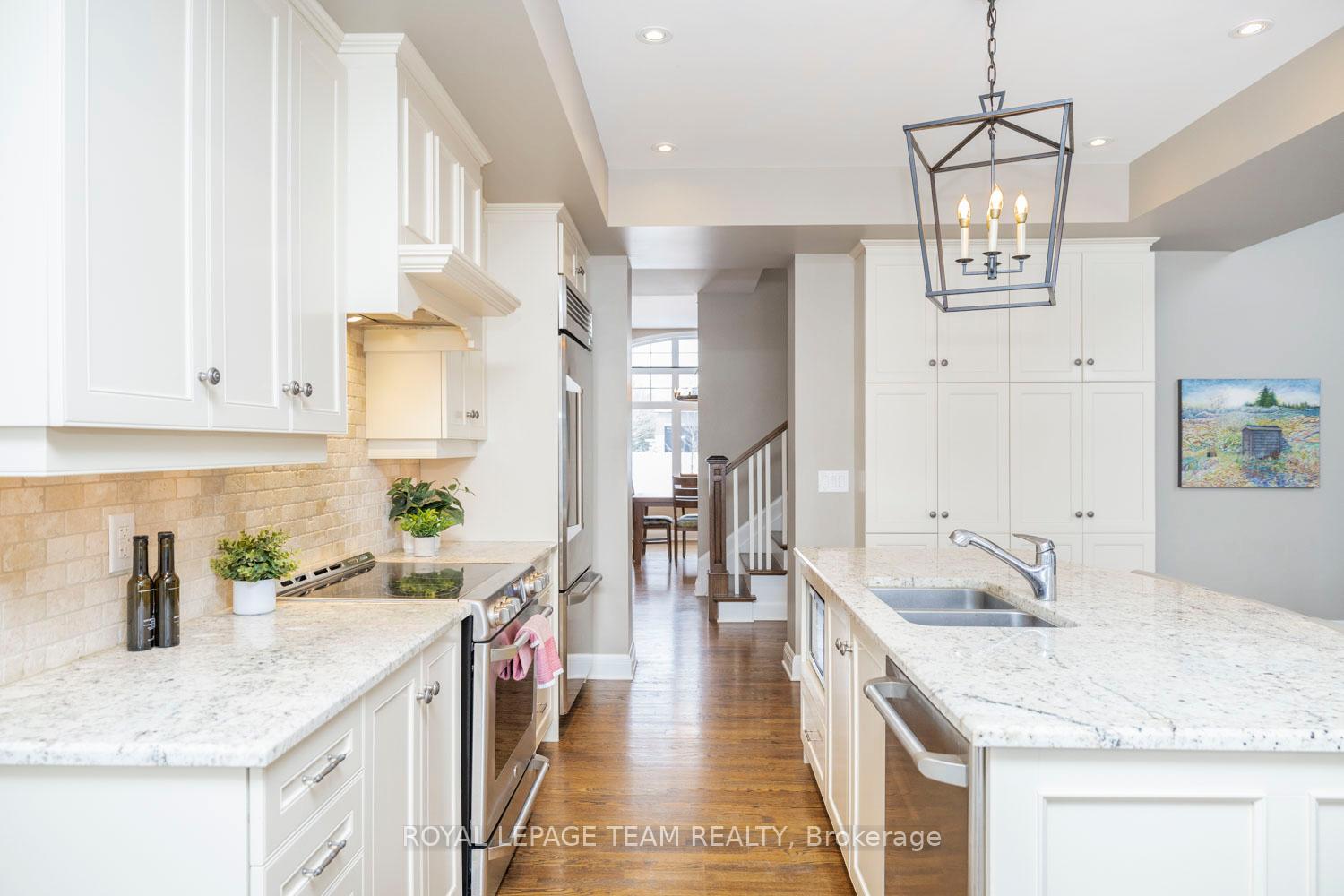 Photo 14 of 213 Cabrelle Place, Ottawa, Manotick Village & Manotick Estates — HOMEH
