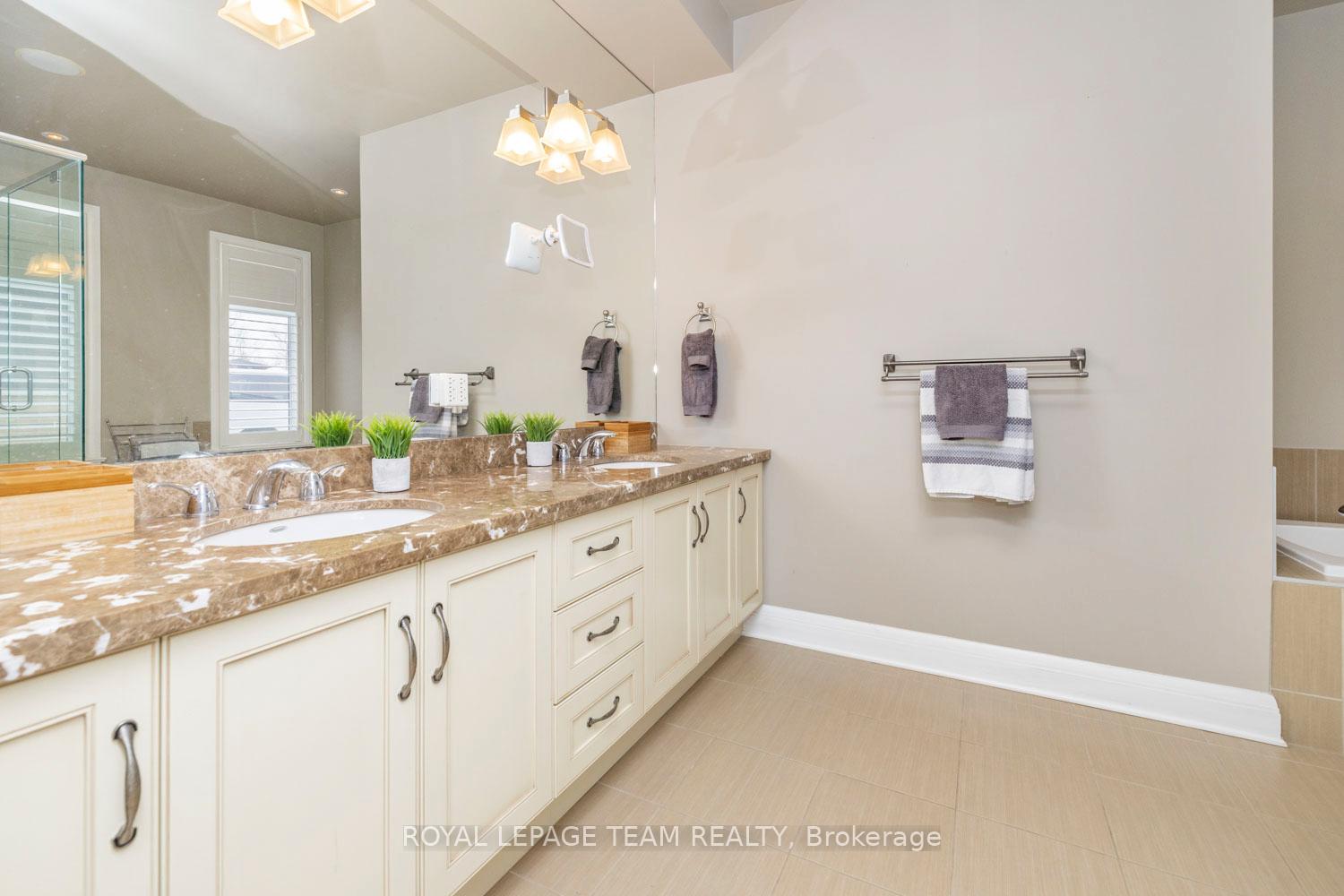Photo 23 of 213 Cabrelle Place, Ottawa, Manotick Village & Manotick Estates — HOMEH