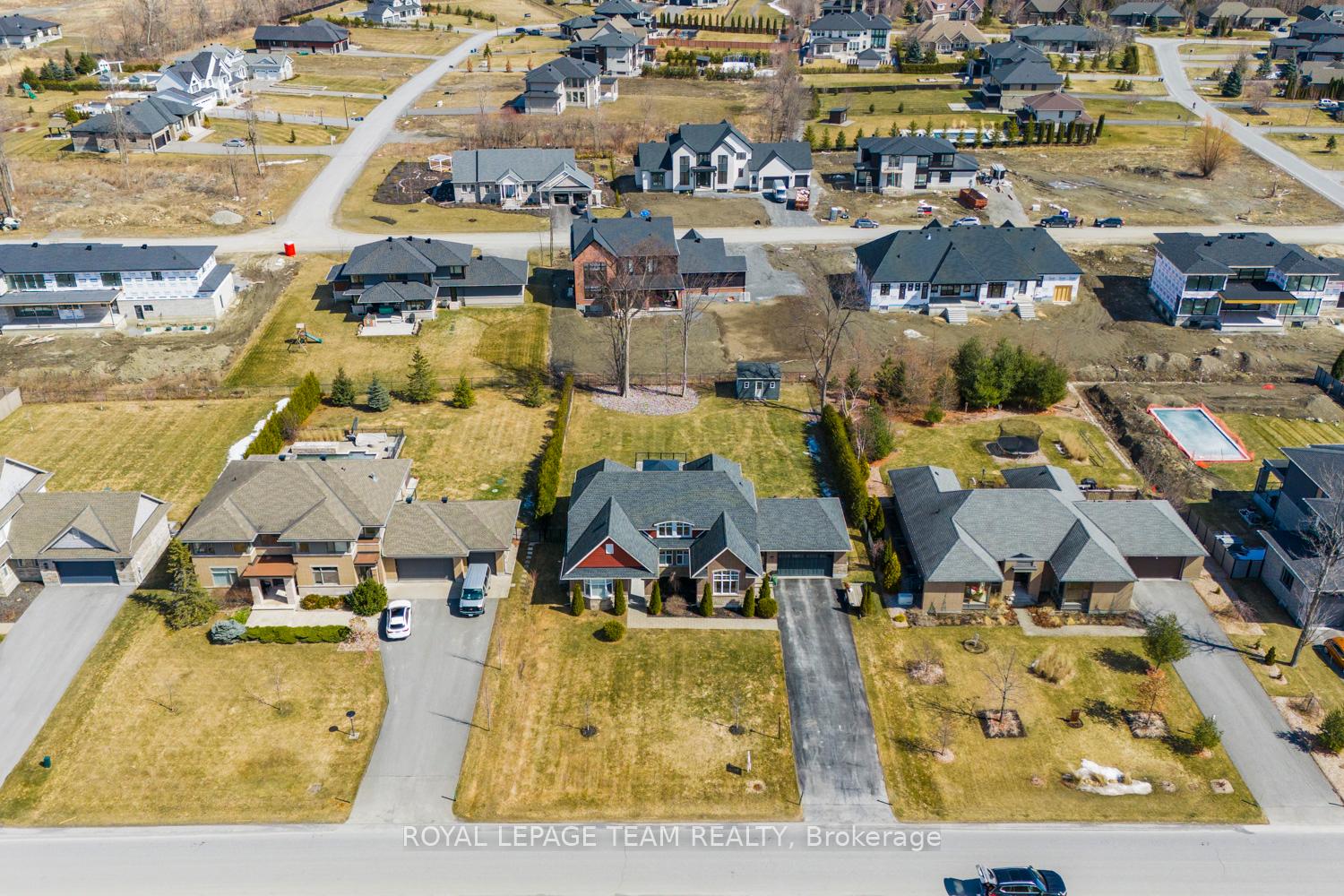 Photo 41 of 213 Cabrelle Place, Ottawa, Manotick Village & Manotick Estates — HOMEH