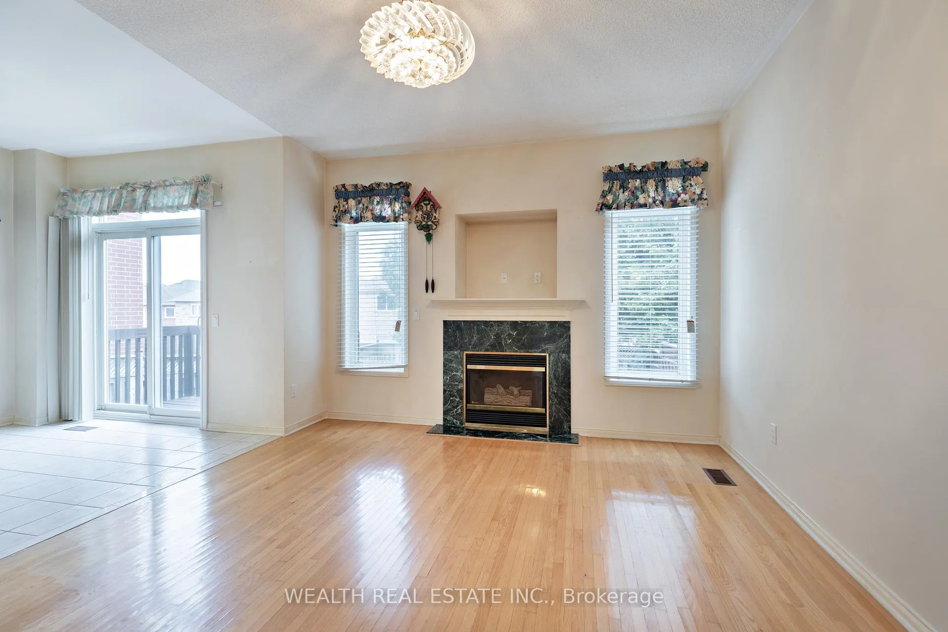 Photo 8 of 89 Snowdon Circle, Markham, Markville — HOMEH