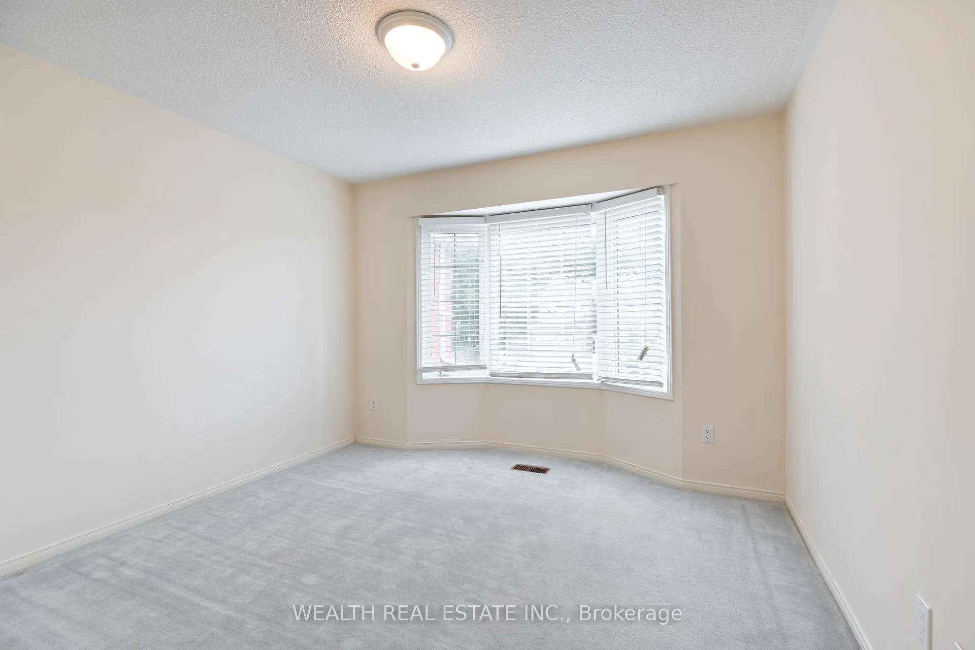 Photo 16 of 89 Snowdon Circle, Markham, Markville — HOMEH