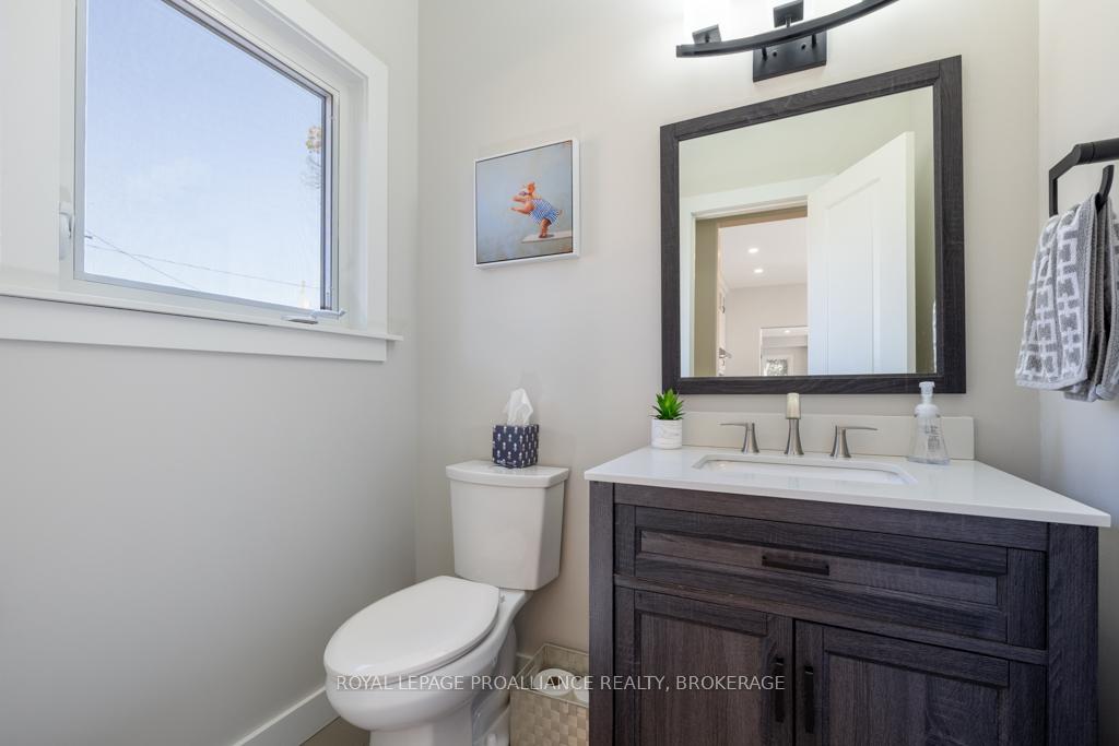 Photo 15 of 4506 Bath Road, Loyalist, Amherstview — HOMEH