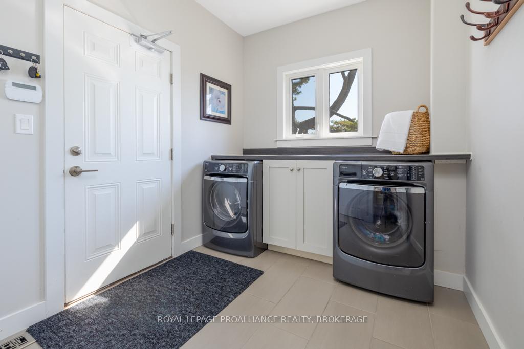 Photo 16 of 4506 Bath Road, Loyalist, Amherstview — HOMEH