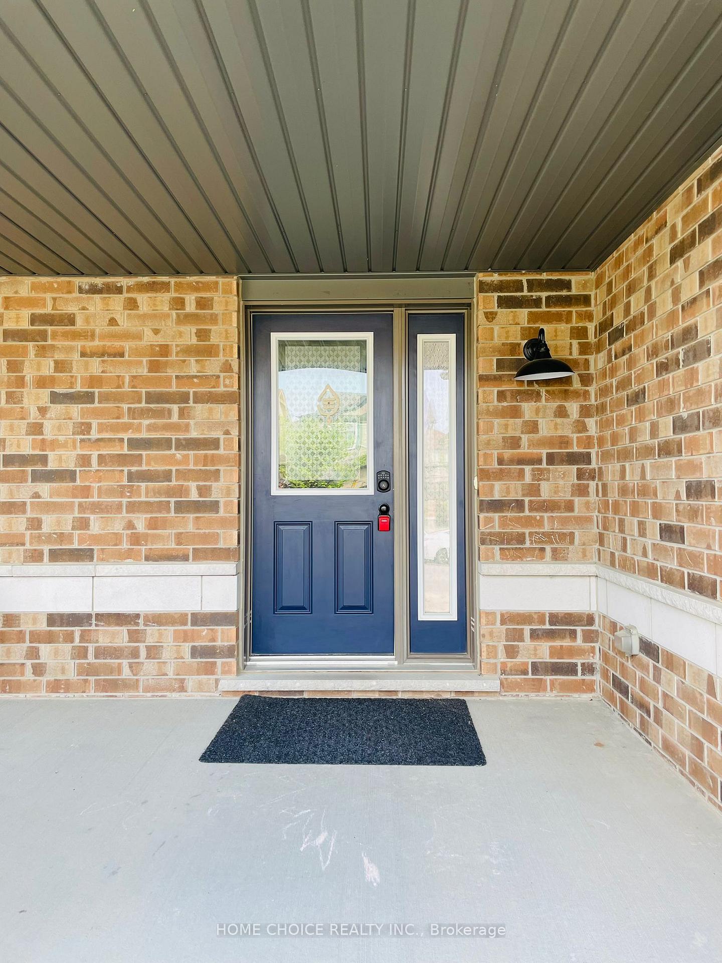 Photo 2 of 189 Eden Oak Trail, Kitchener — HOMEH