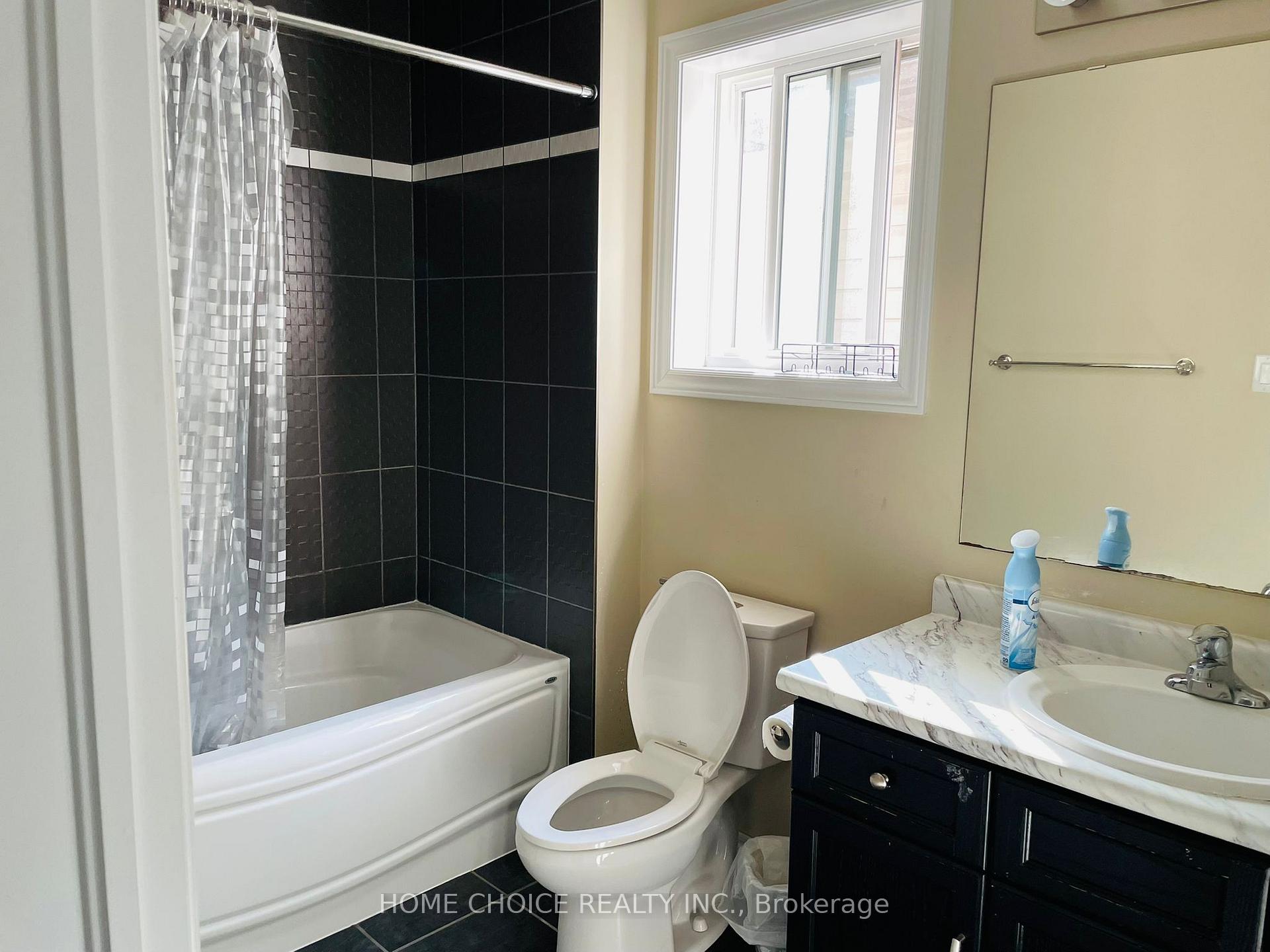 Photo 12 of 189 Eden Oak Trail, Kitchener — HOMEH