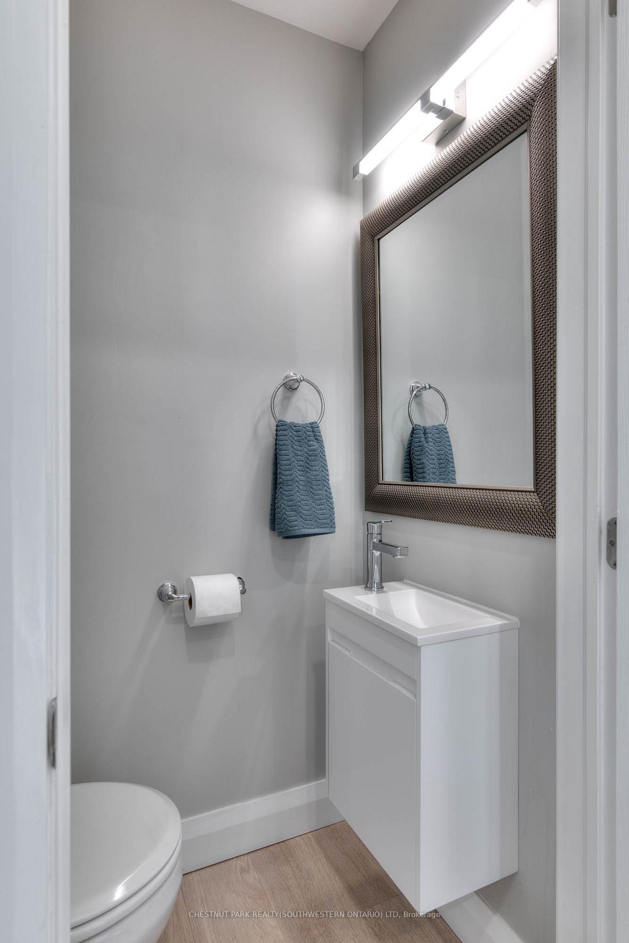 Photo 15 of 112 Cedar Street S, Kitchener — HOMEH