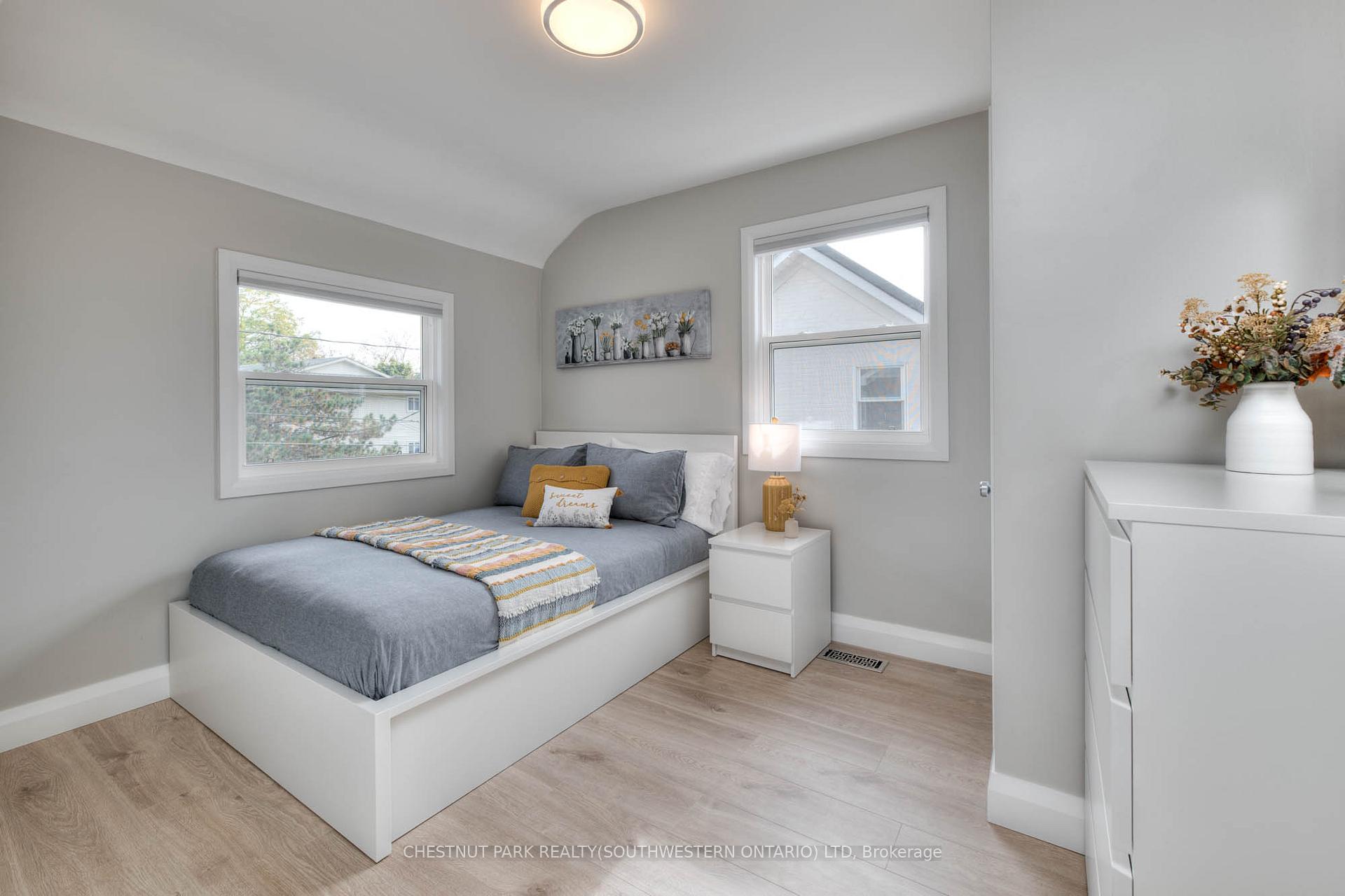 Photo 22 of 112 Cedar Street S, Kitchener — HOMEH