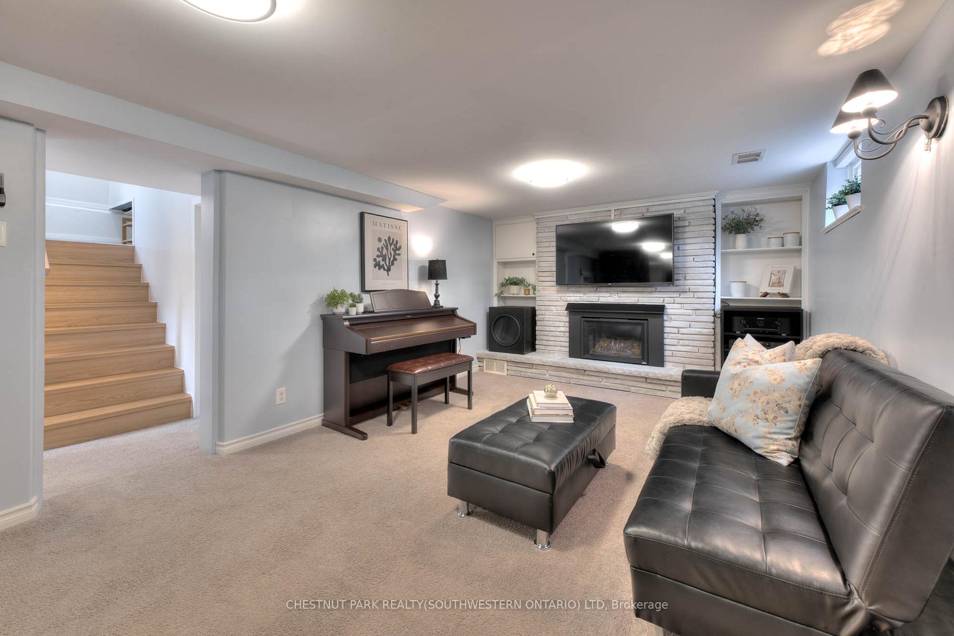 Photo 27 of 112 Cedar Street S, Kitchener — HOMEH
