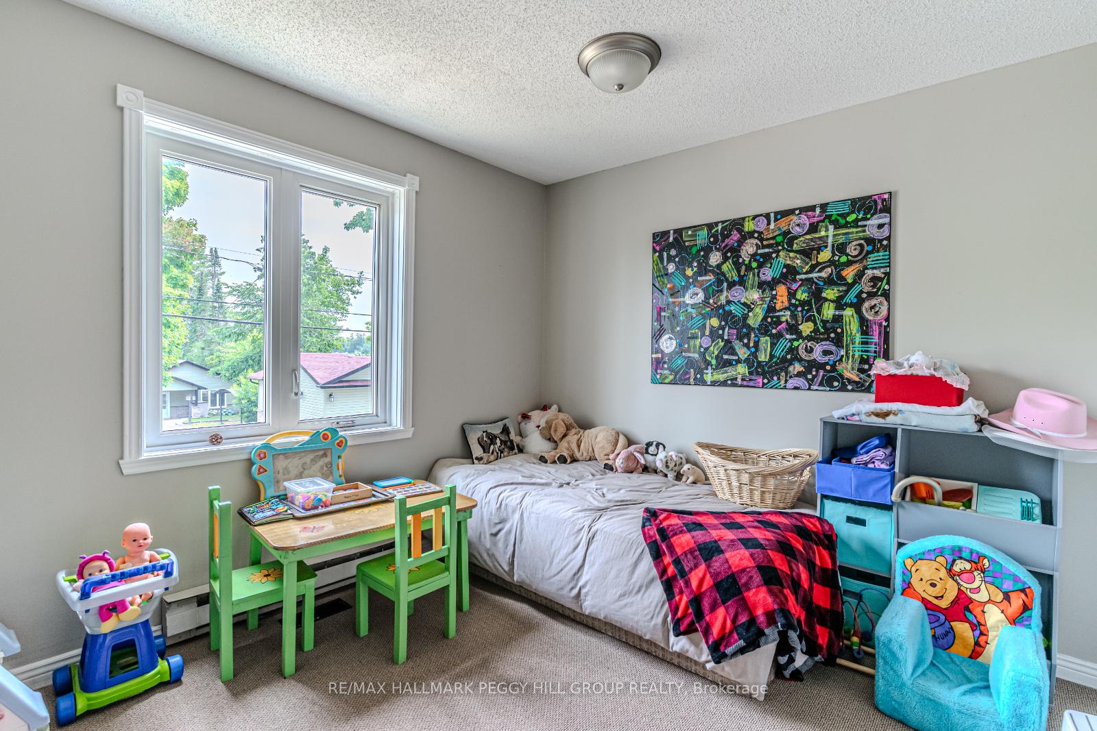 Photo 8 of 884 Maplewood Drive, Innisfil, Alcona — HOMEH